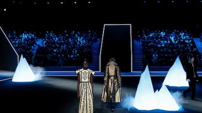 París rechaza los arquetipos femeninos en moda