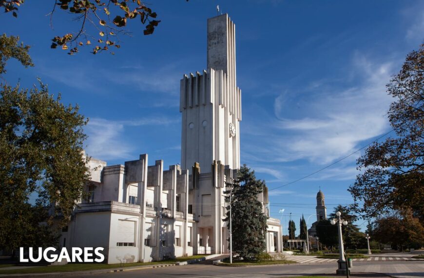 Coronel Pringles, donde Salamone dejó su impronta monumental